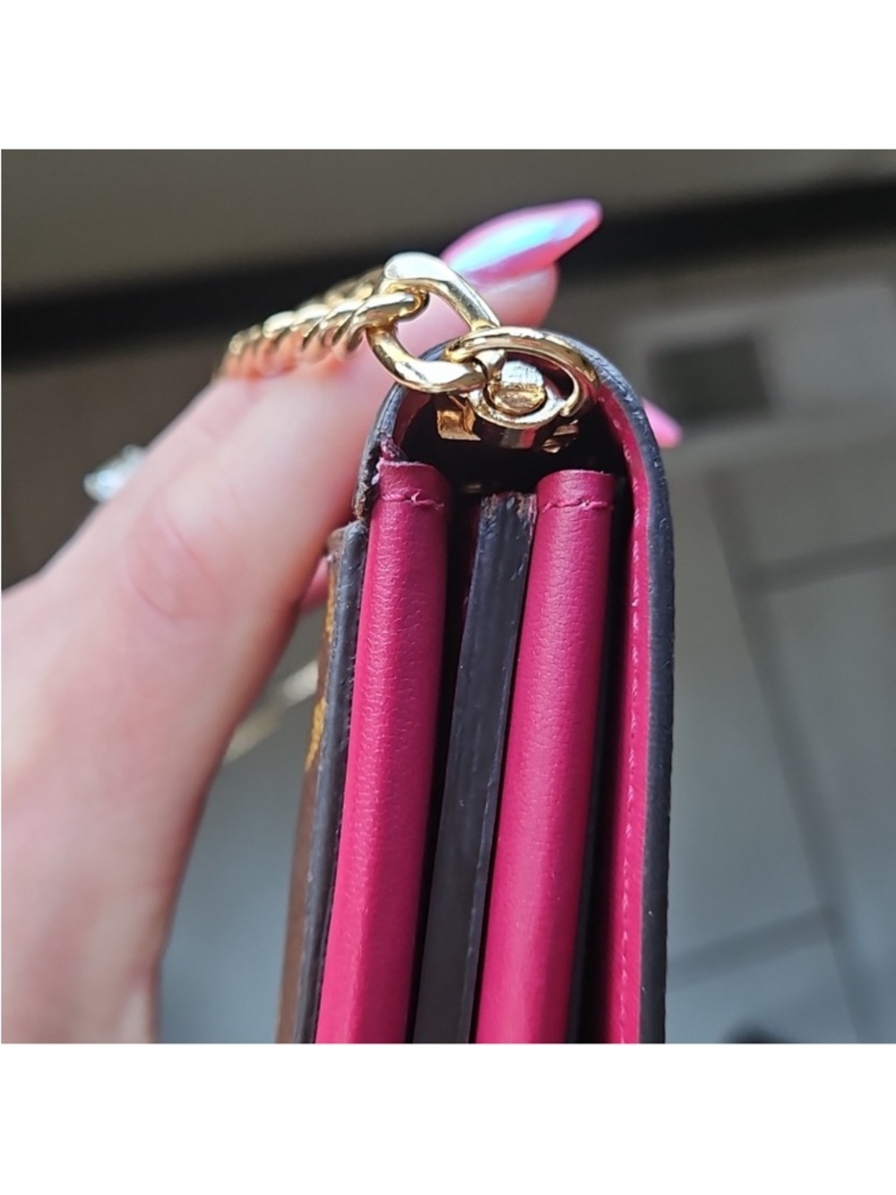 Beautiful wallet on chain ❤️❤️❤️❤️❤️❤️ - Picture 12 of 13